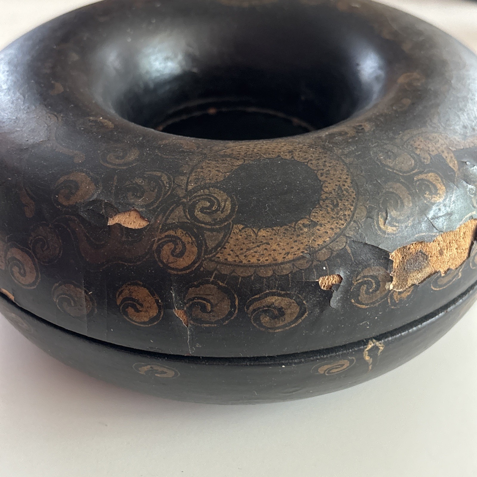 Antique CHINESE LACQUER Box ROUND NEEDS TLC Hand made Latches Hand Painted