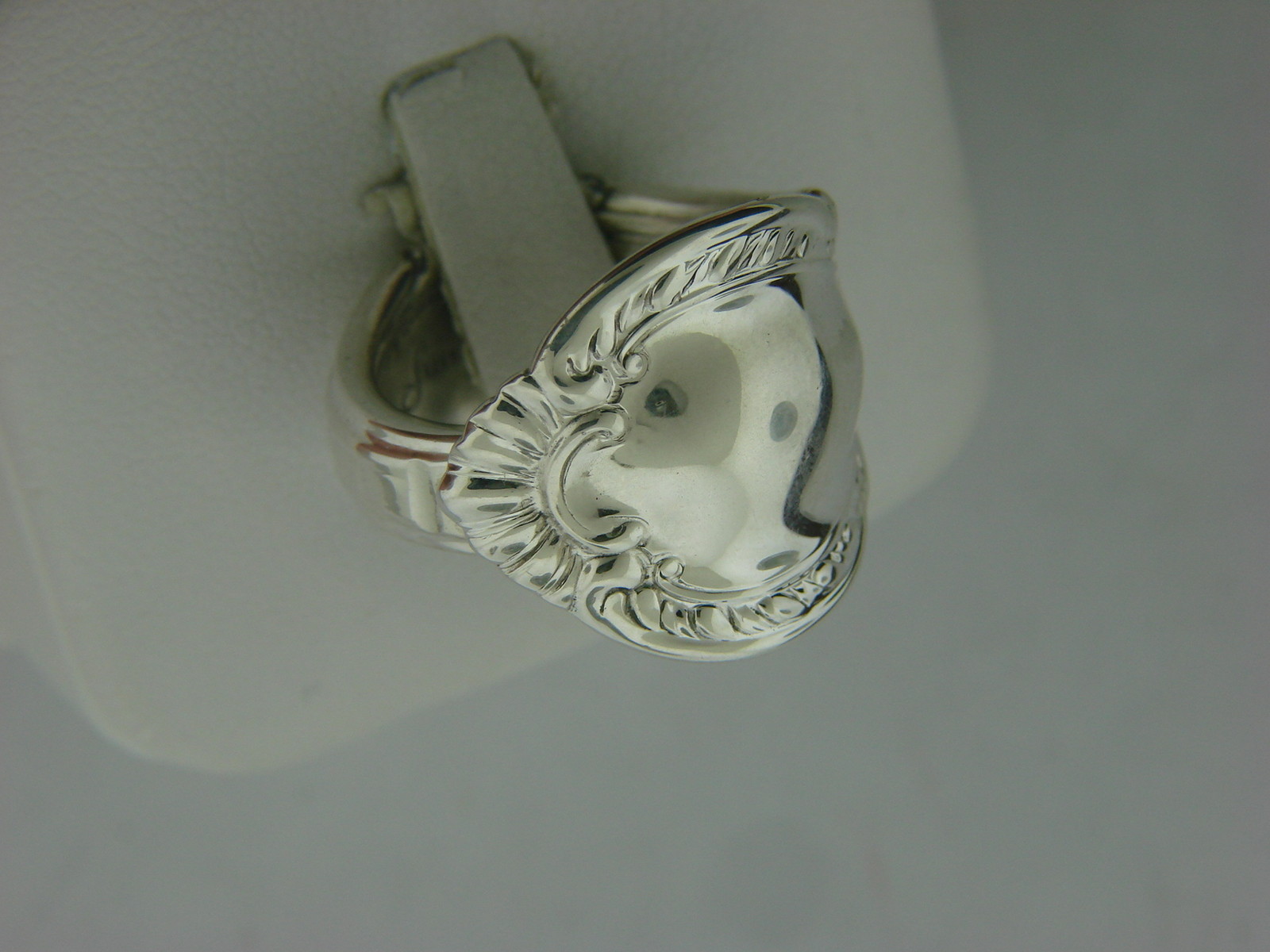 ANTIQUE FINE ARTS SOUTHERN COLONIALPATTERN STERLING SILVER SPOON RING SIZE 7