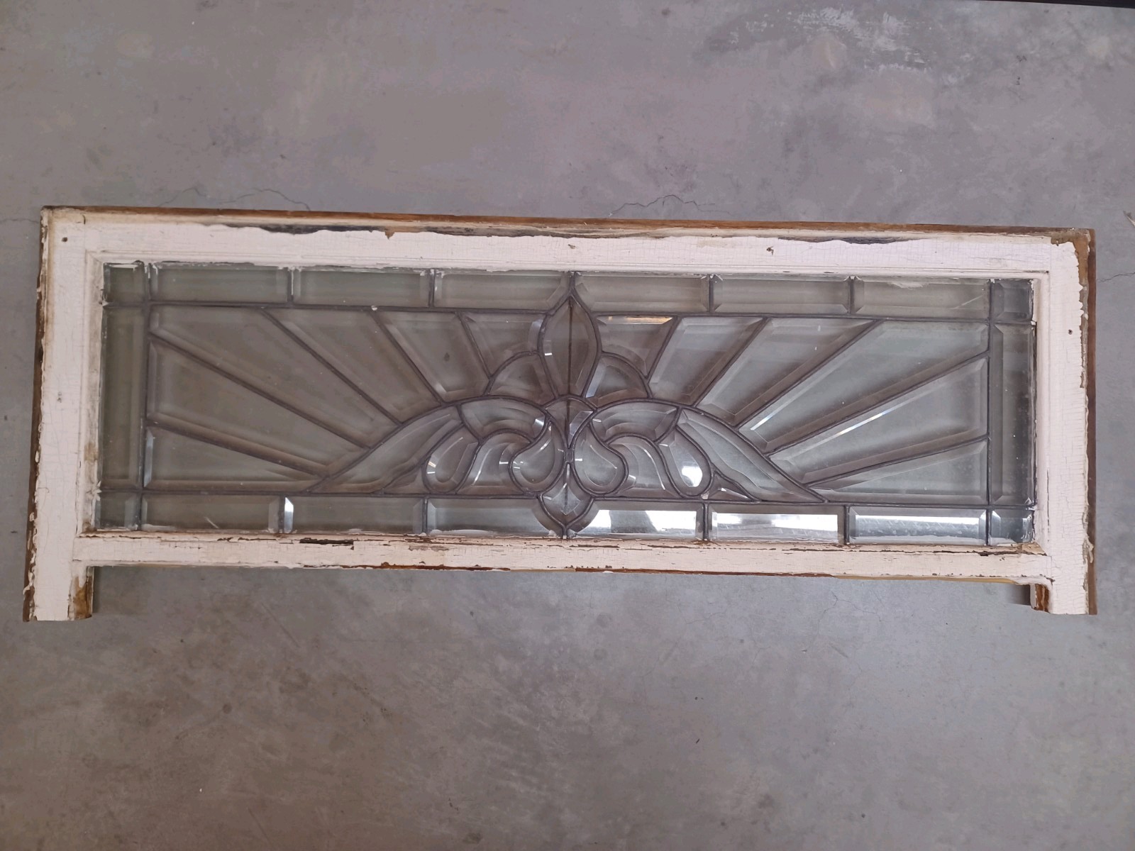 ANTIQUE TRANSOM LEADED BEVELED GLASS WINDOW.