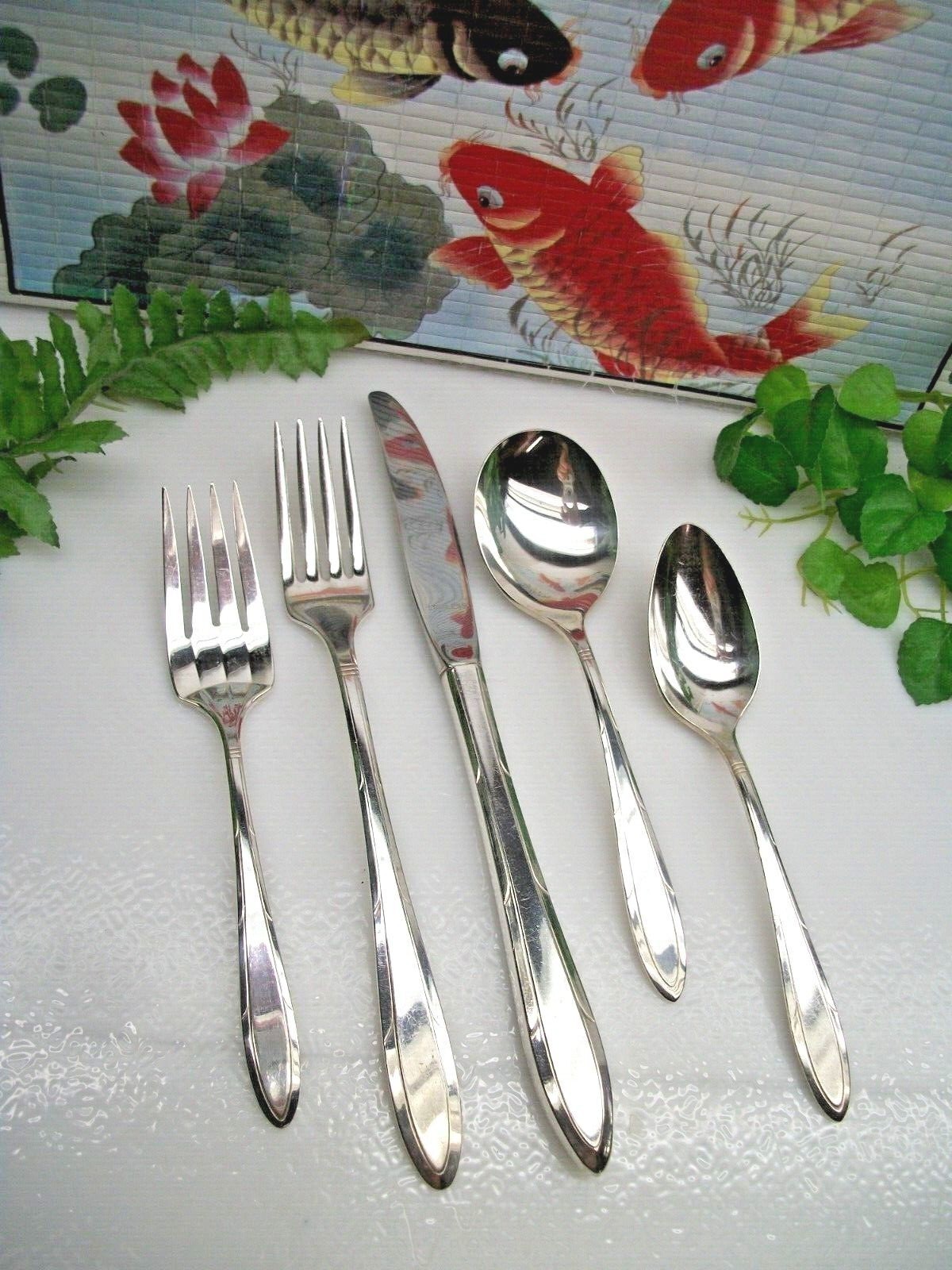 Oneida Silver REVERIE Silverplate Luncheon Fork Knife Salad Soup & Teaspoon 1937