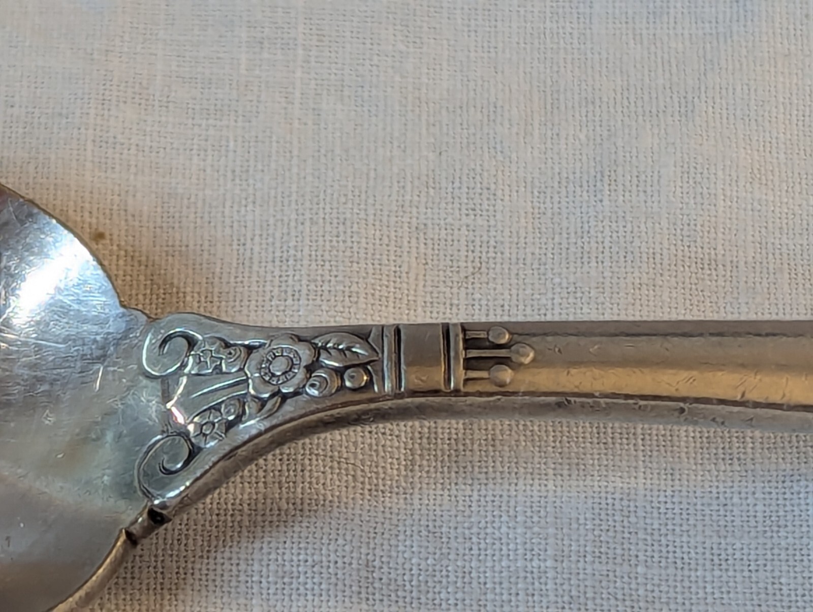 Oneida Silver King Cedric Silverplated 1933 6.25″ Teaspoon Vintage