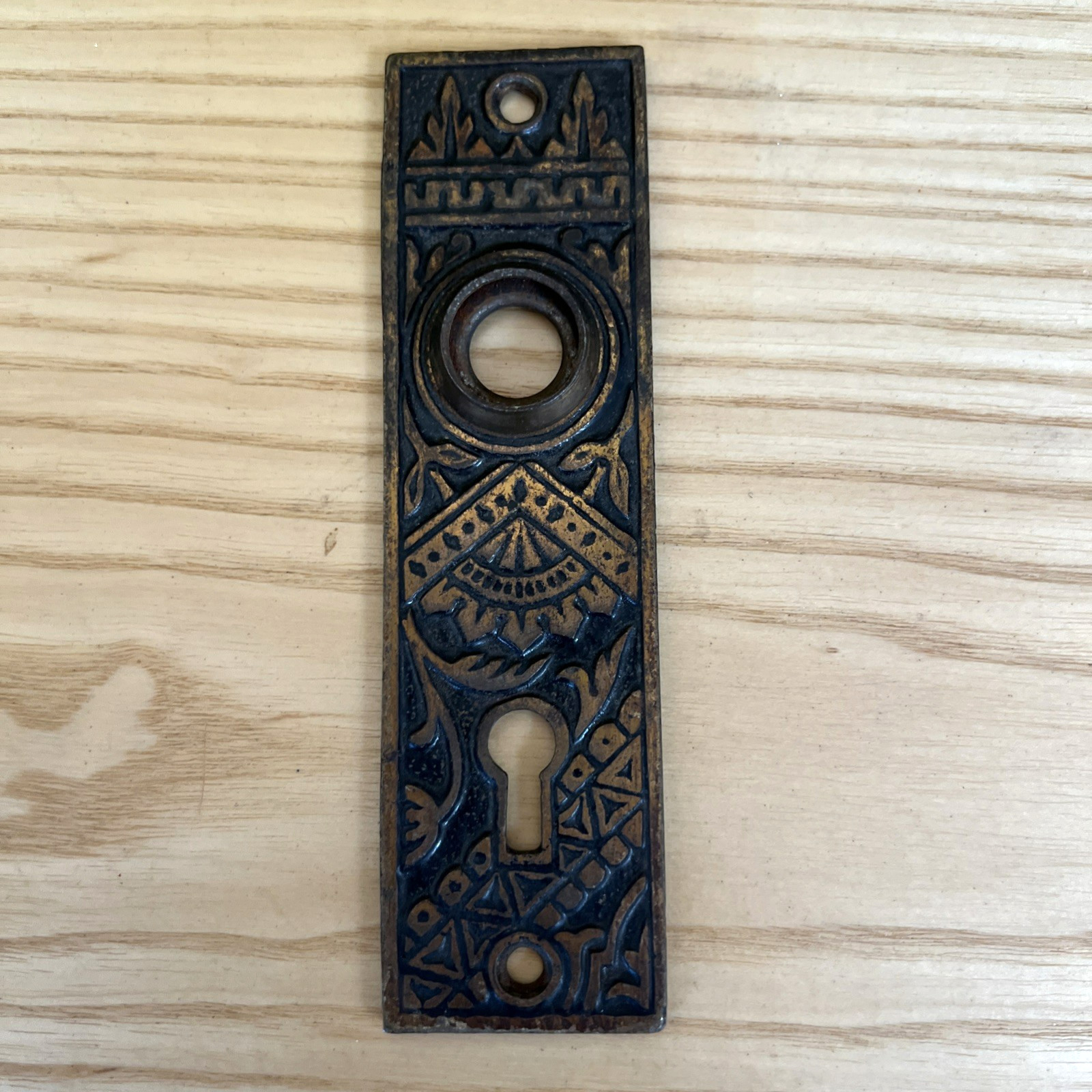 Antique Eastlake Brass Door Escutcheon Keyhole Backplate Victorian 19th Cent. 5″
