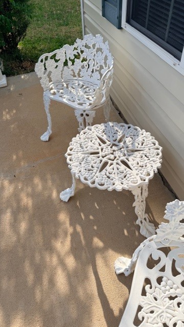 Antique Yard Set, White, Powder Coated, 3 pc.