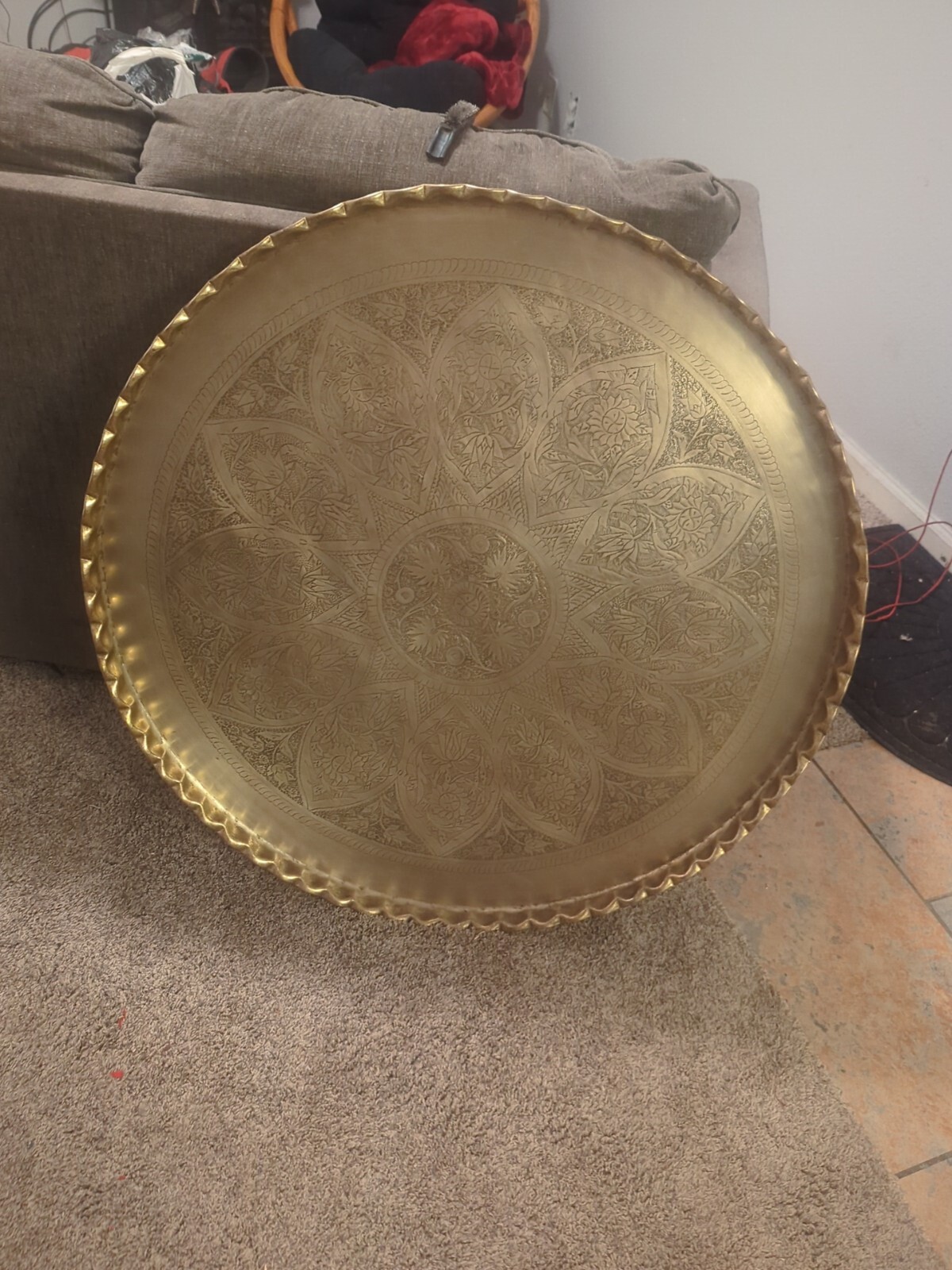 Circle Gold Brass Table