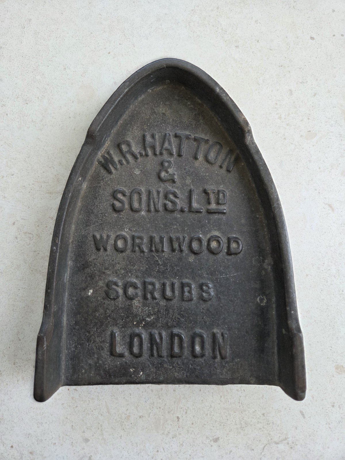 Antique W.R. Hatton Cast Iron Flat Iron Stand Rest Wormwood Scrubs London Rare