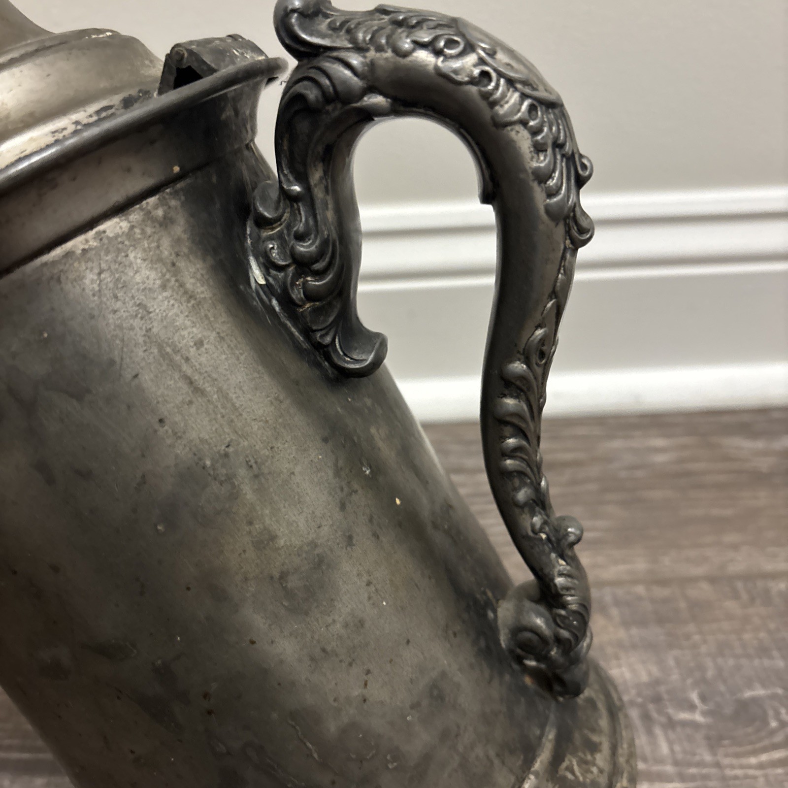 Vtg Made In USA Sheffield Plate Silver 1016 (Pewter?) water pitcher Ornate Rose