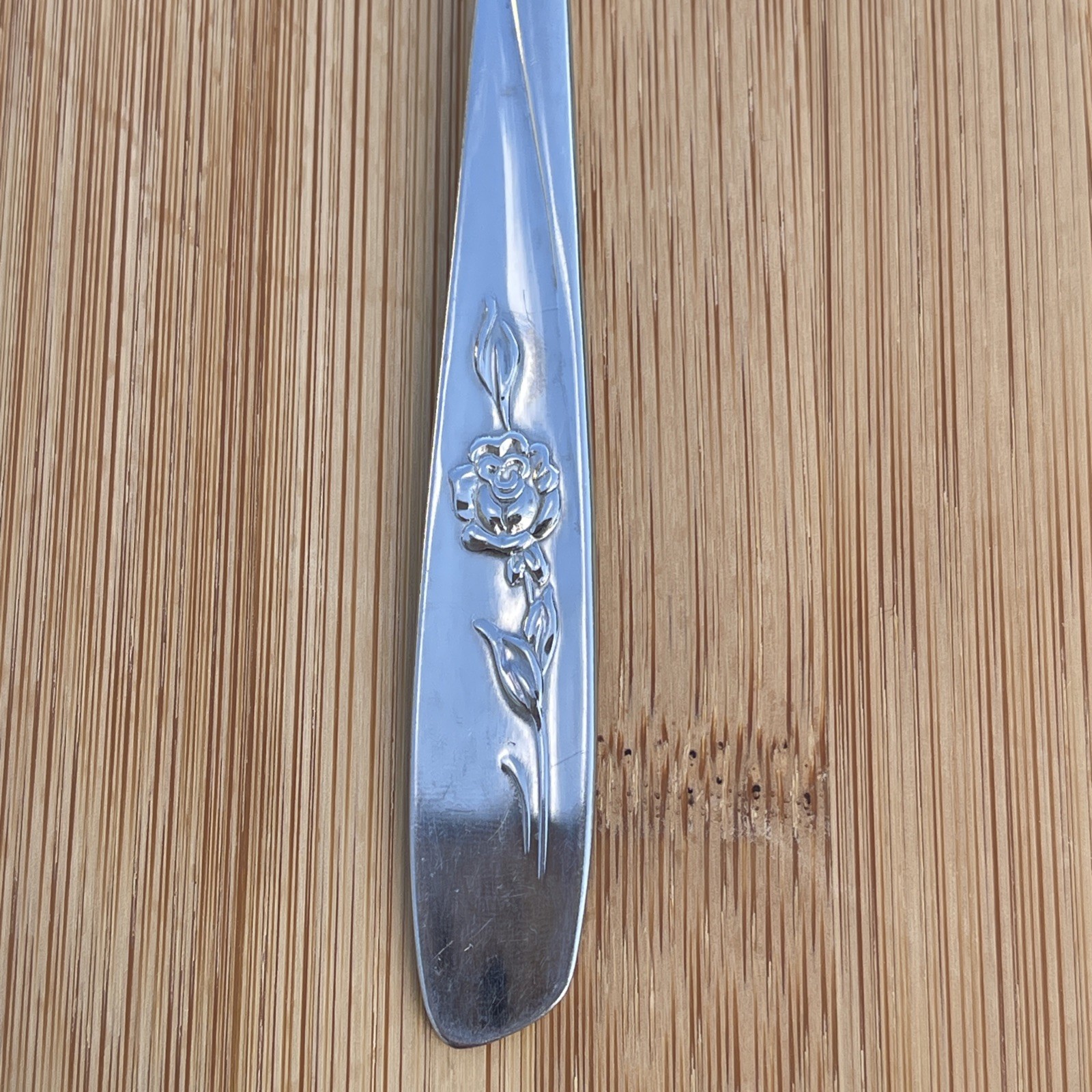 Oneida Sweet Briar Pie Server Stainless Silverware Rose Wm Rogers Retired Glossy