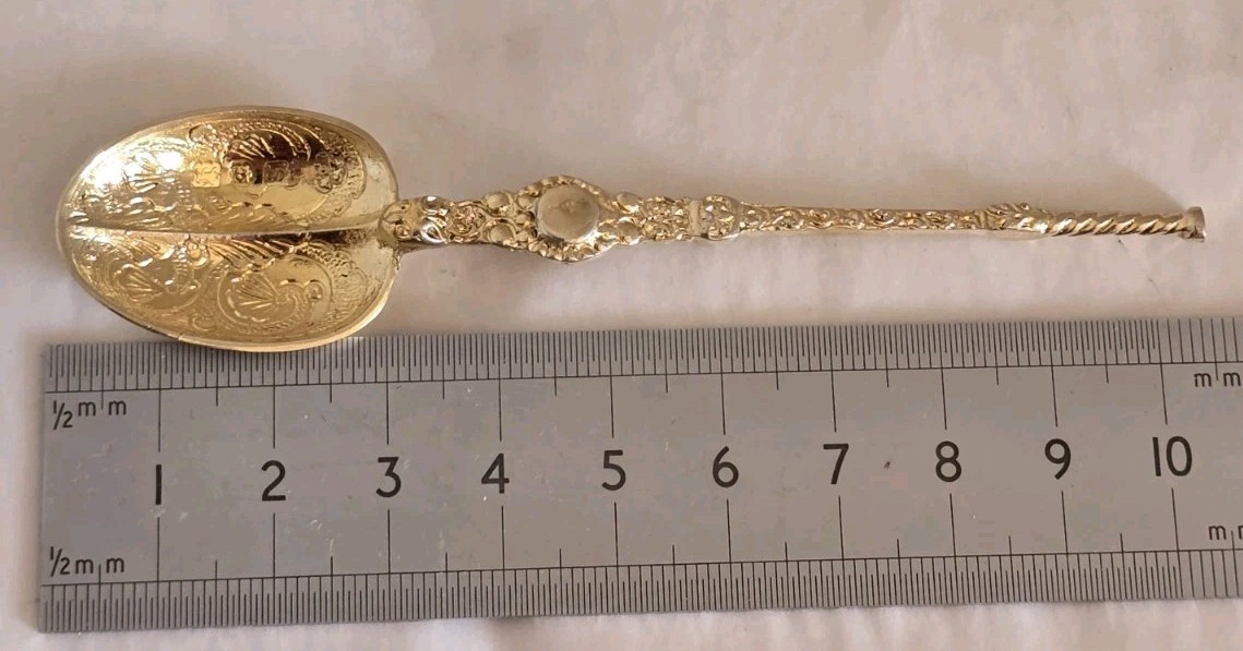 Commemorative Sterling silver Spoon. London 1902 . By Wakely & Wheeler