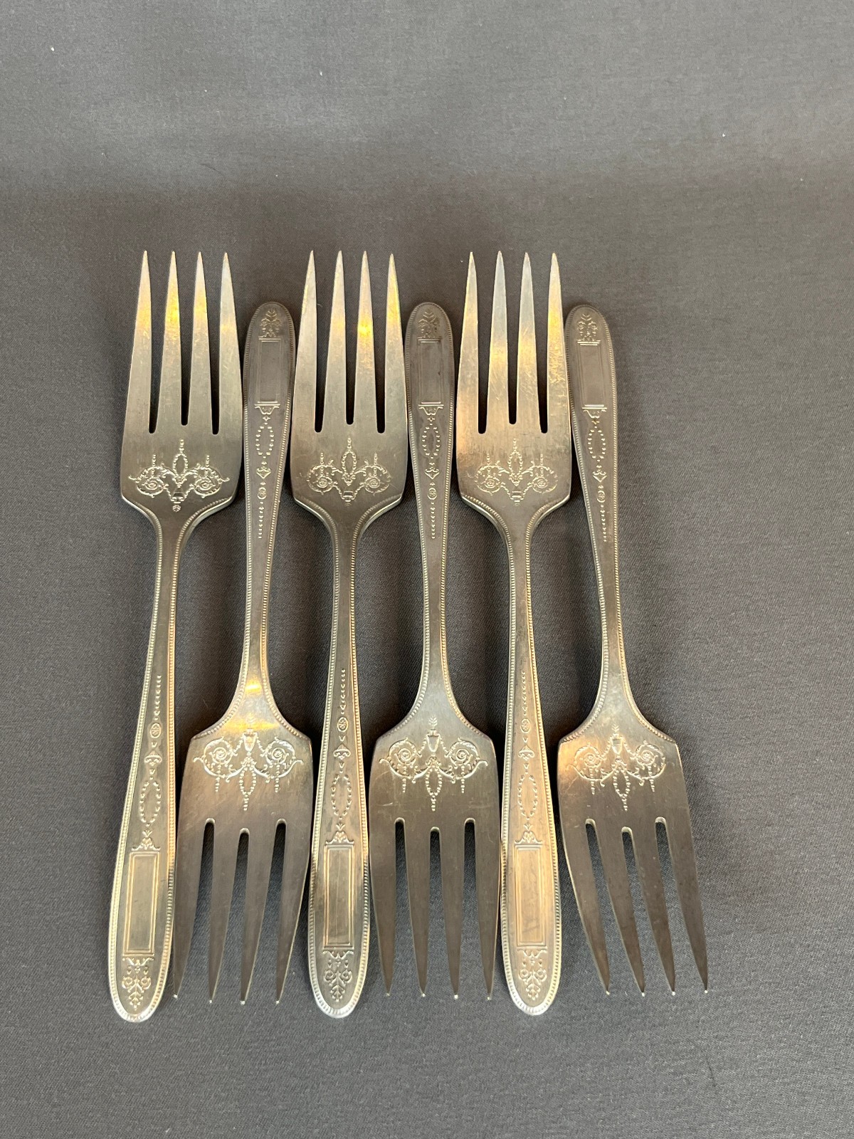 41 Pc Partial Oneida GROSVENOR Flatware Set No Mono: EUC