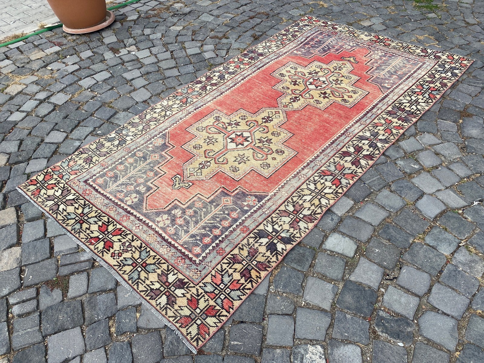 Turkish rug, Vintage rug, Area rug, Handmade rug, Wool rug 3,8 x 7,7 ft