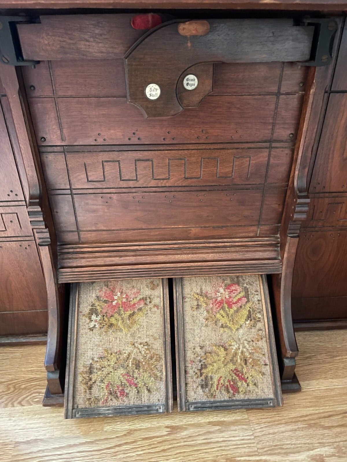 Antique J. Estey & Co. Pump Organ Brattleboro VT. Vox Humana Tremolo 1865
