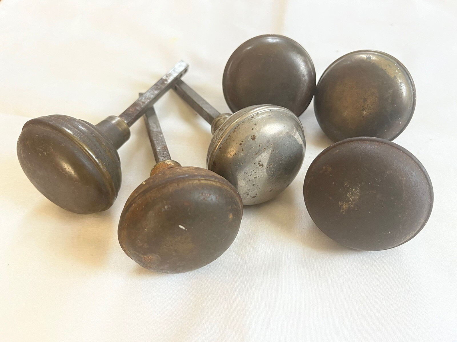 Vtg Antique Victorian Lot Round Nickel Brass Metal Door Handle Knobs