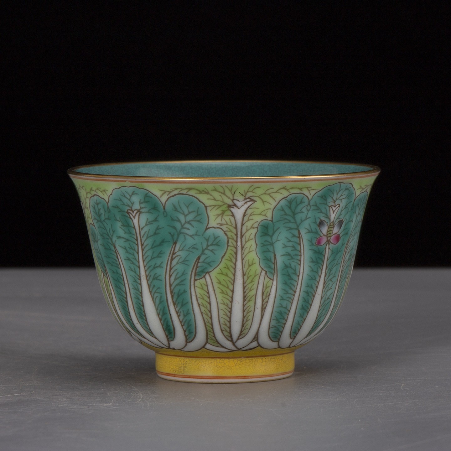 Chinese Qing Qianlong Green Enamel Porcelain Cabbage Pattern Teacup Cup 3.4 inch