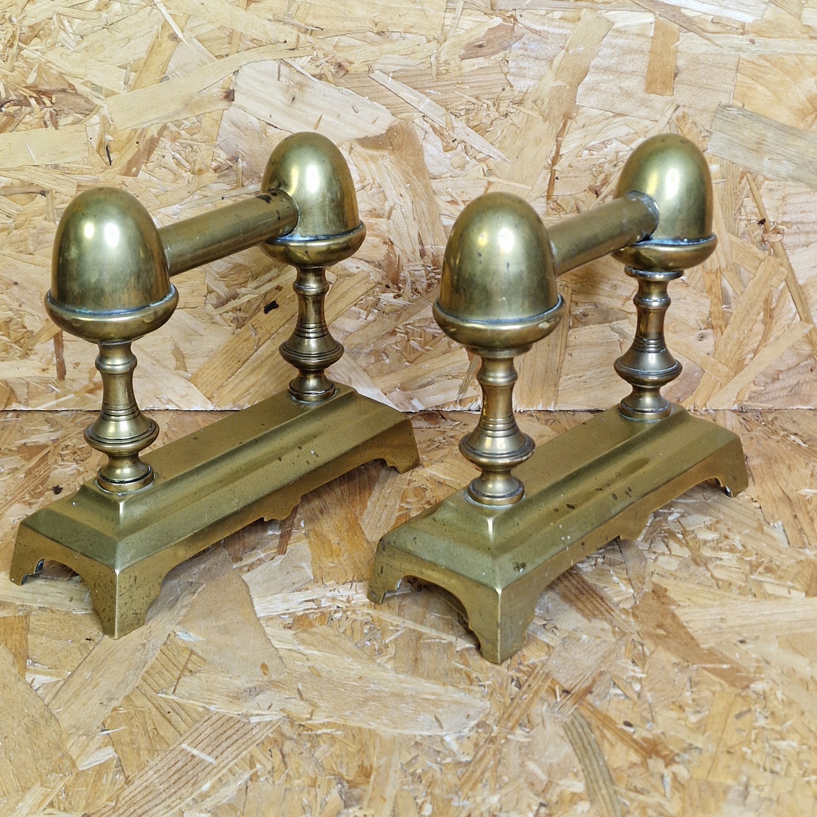 Brass Fire Dogs Acorn Design Hearth Rests Antique Edwardian Victorian 8.5″