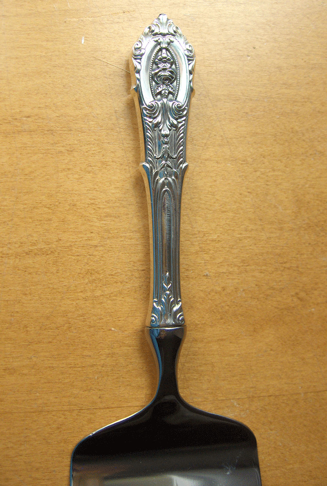 Wallace Rose Point sterling silver handled lasagne server~never used~Pristine