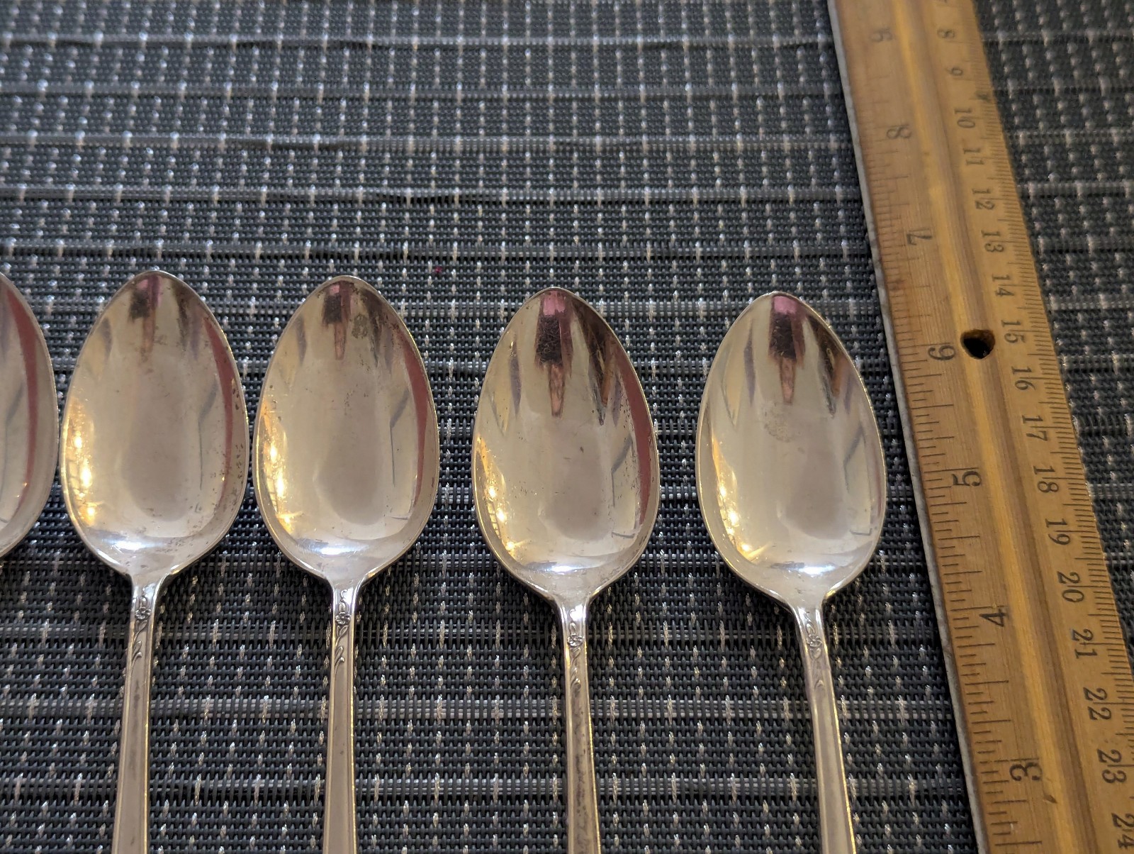 Reed Barton Sterling Silver DANCING FLOWERS Set of 6 Teaspoons 176g