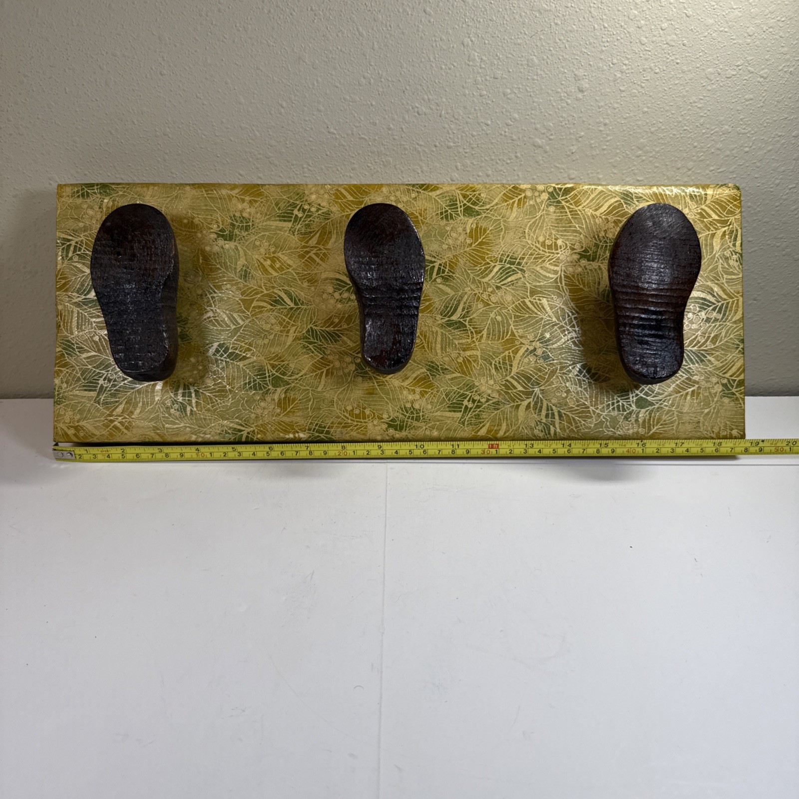 Vintage Wooden Shoe Last Wall Rack Hook Coat Hanger Hand Made Folk Art 19×7”