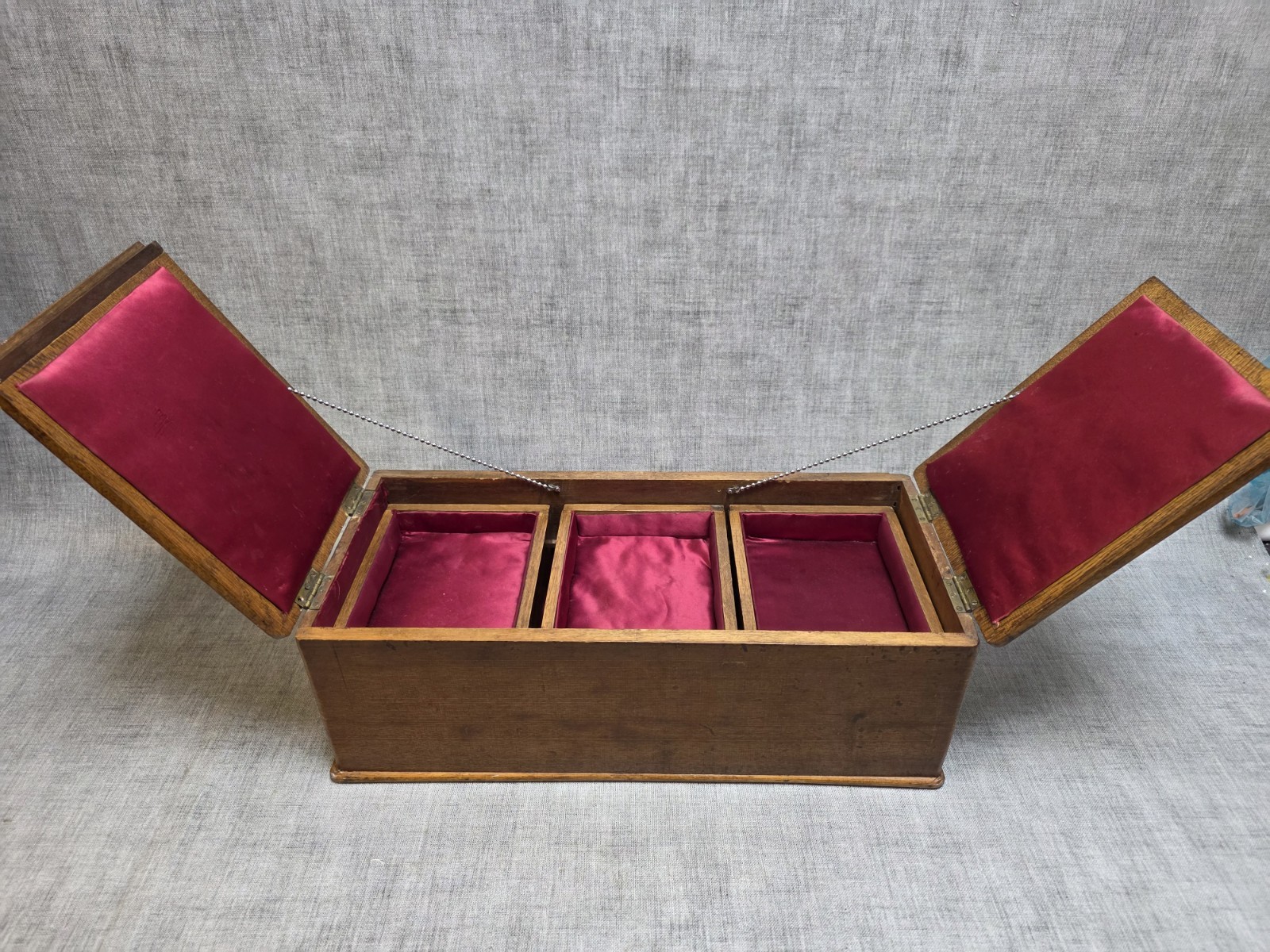 Vintage Oak Wooden Sewing Box or Jewellery Box