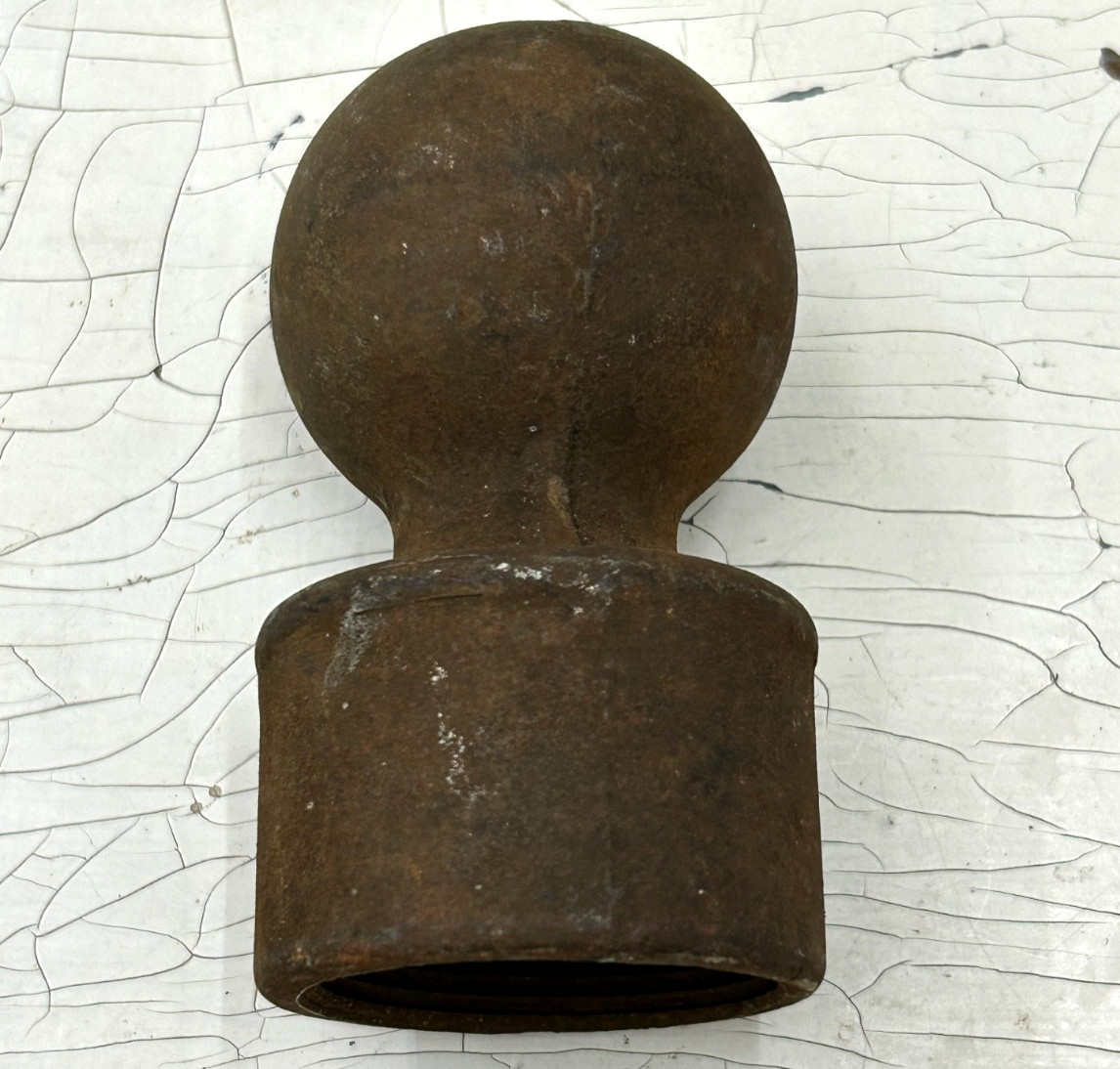 Antique CAST IRON HITCHING POST FINIAL Heavy Rusty Metal Cannon Ball Newel Cap