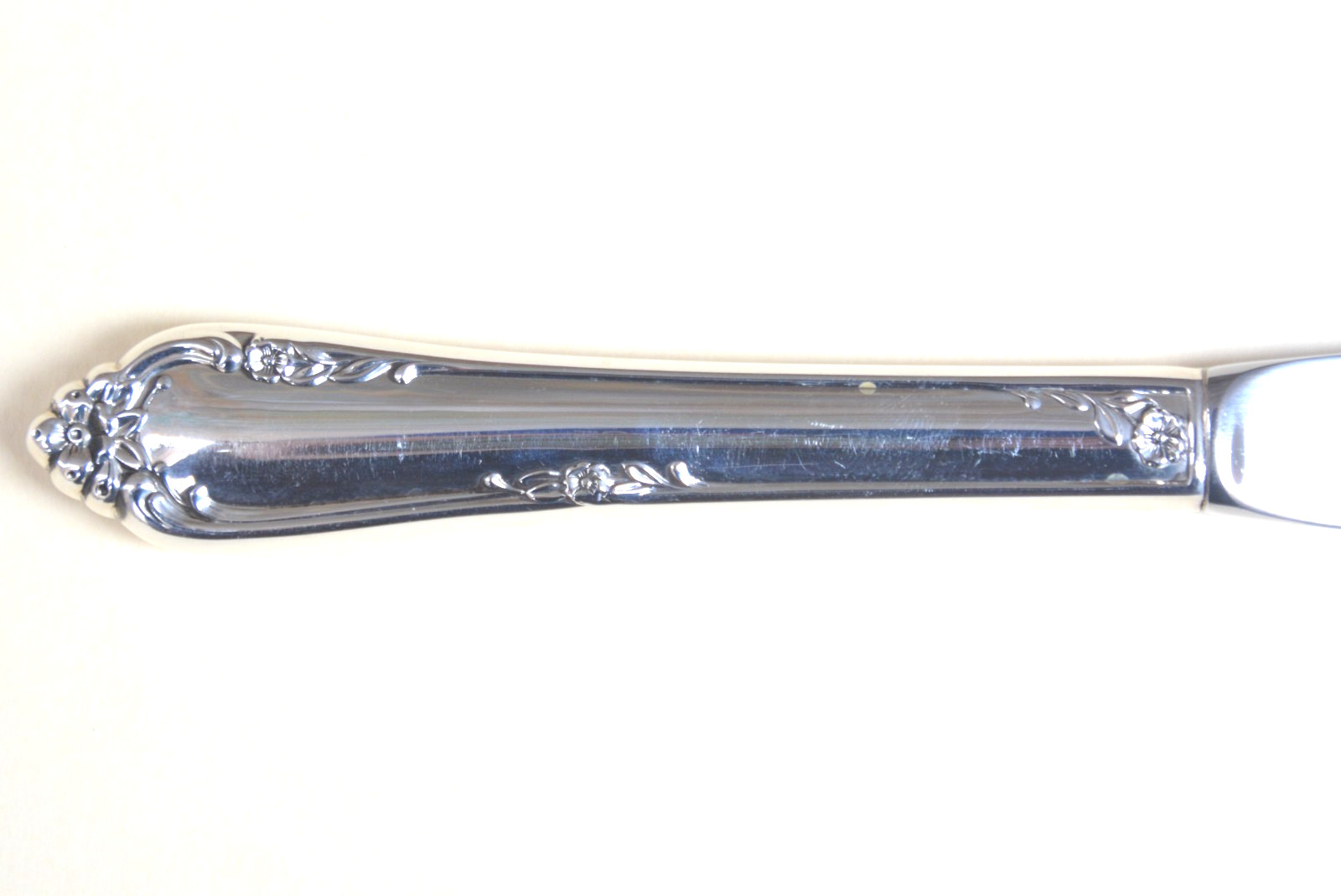 Reed & Barton Dancing Flowers Dinner Knife Sterling Silver 8/3/4″