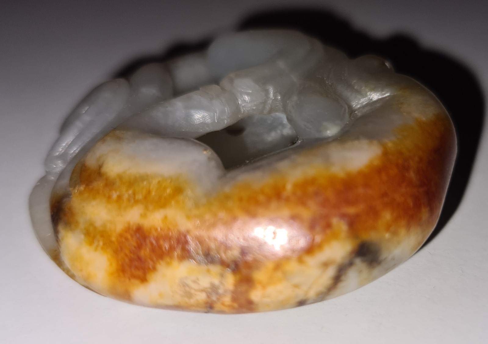 Chinese Carved Jade Pebble Pendant – Qing Dynasty – Mythical Beasts – 50g – 5cm