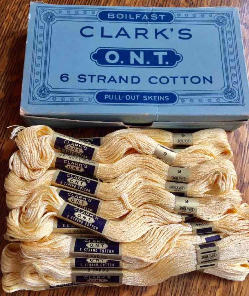 Clark’s O.N.T. 6 Strand Cotton Pull-Out 22 Skeins Yellow 9 w/ Original Box