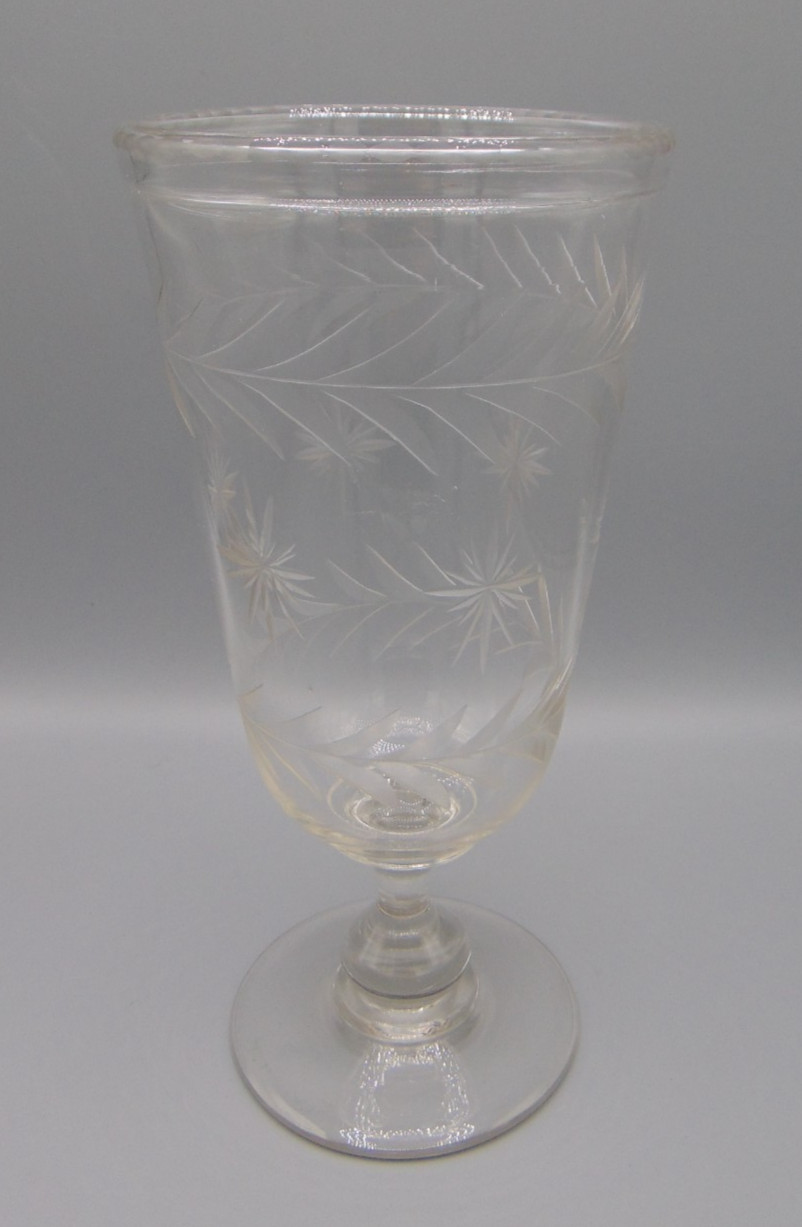 LOVELY ANTIQUE HAND BLOWN ETCHED GLASS CELERY VASE