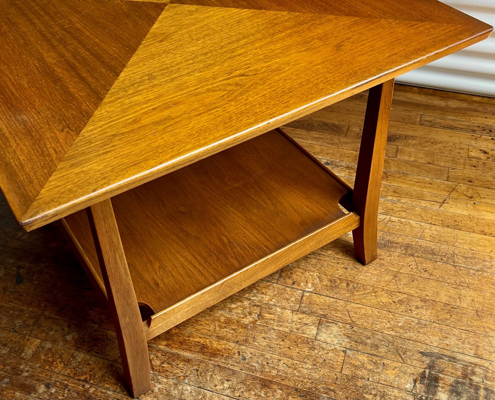 RARE! 1956 DUNBAR Walnut End TABLE Model 5636 Edward WORMLEY Mid Century Modern