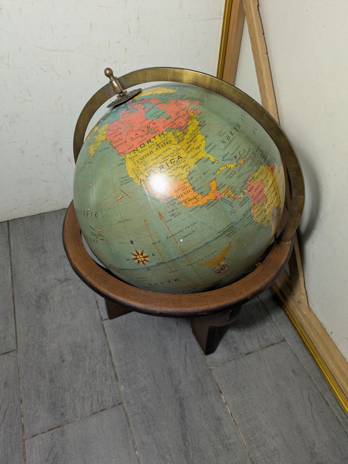 Mid Century Modern Style 12″ Desktop Globe with Wood Stand G77