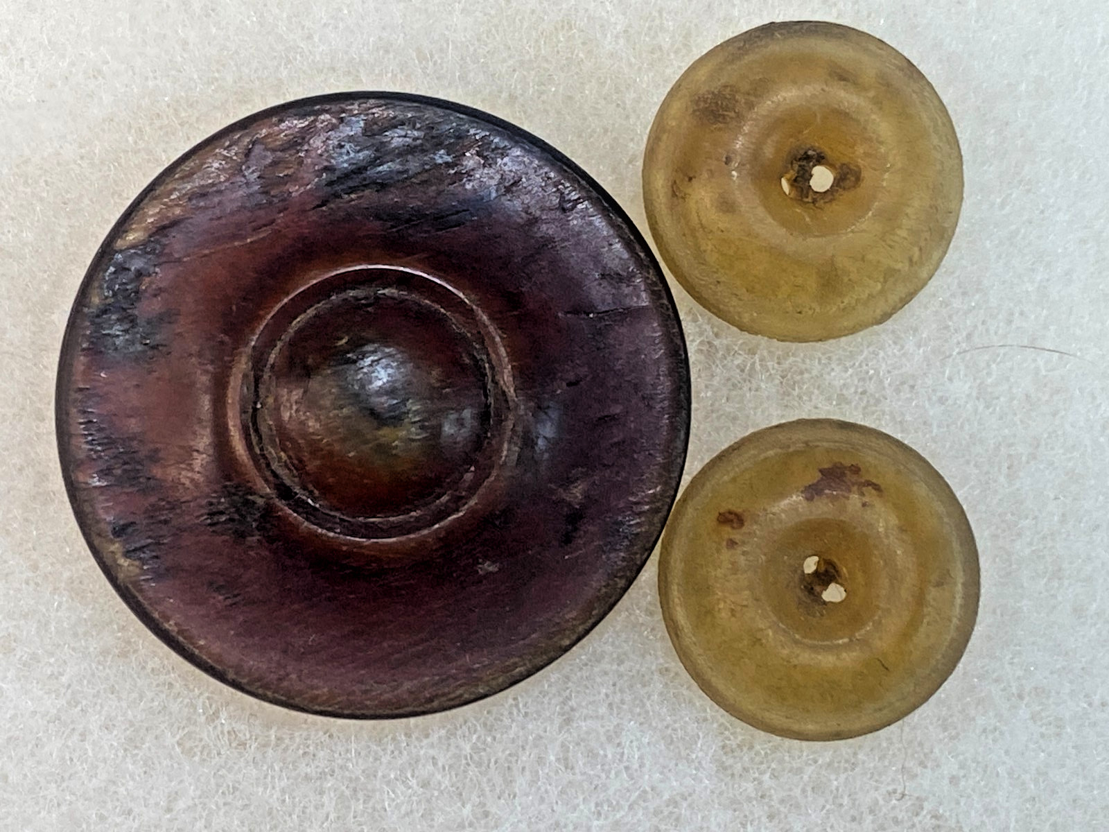 3 Antique French Translucent Carved Horn Buttons Paris Back 1+1/4″-5/8″