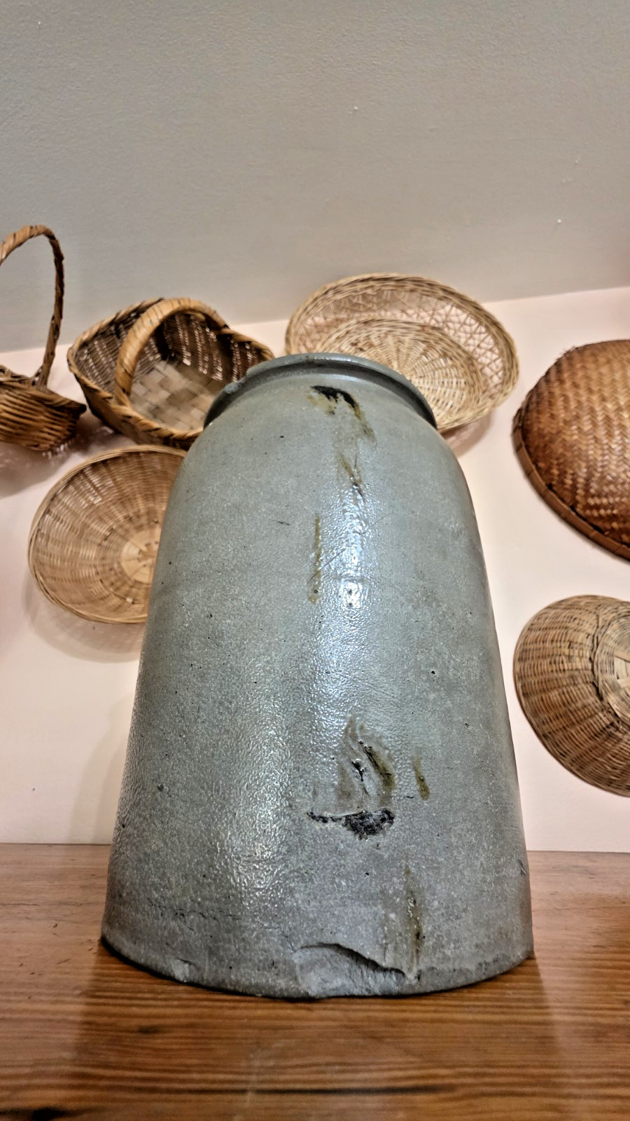 EXTREMELY RARE Antique P.A. Huffman Signed Salt Glazed Stoneware Crock Waco KY
