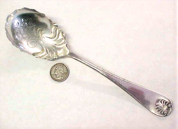 Towle 8 1/2″ Serving Spoon Silverplate Engraved Bowl – 1889 Shell II Pattern