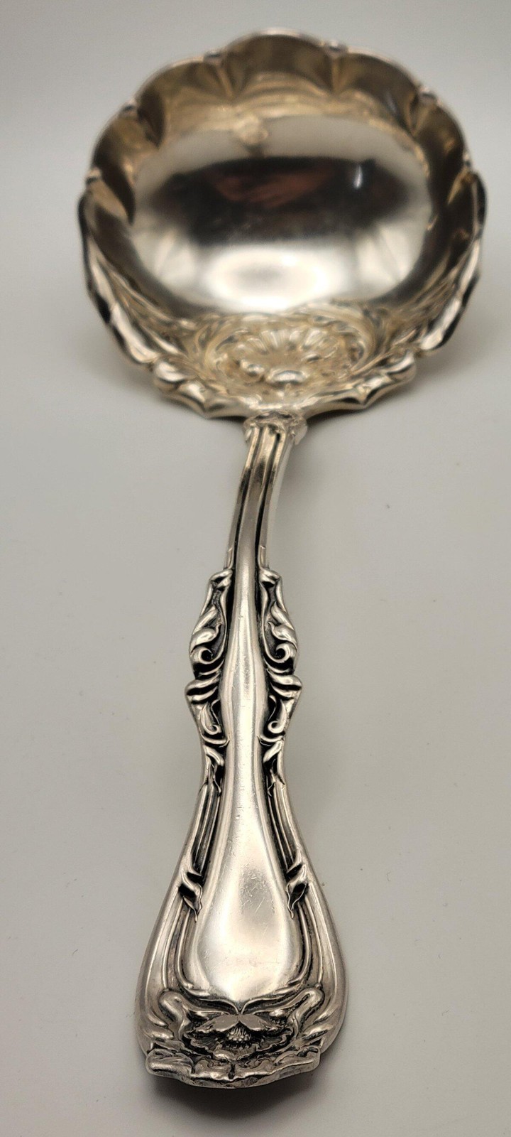 Vintage Rogers Hanover 1901 Sauce Ladle Silver Plate A1