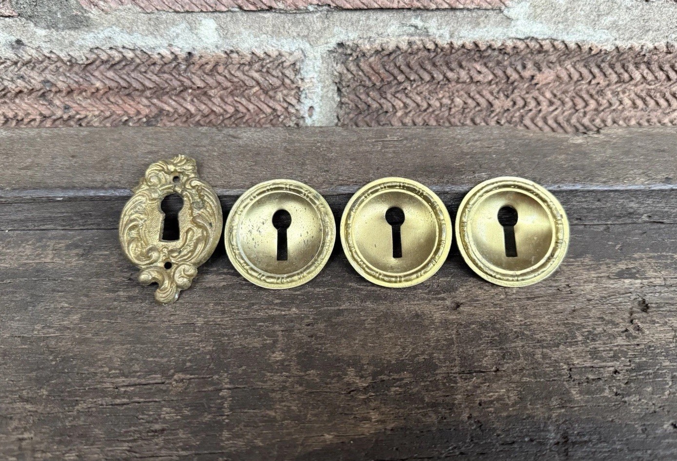 4 Vintage Brass Key Hole Covers Escutcheon Plates Keyhole Door Plate