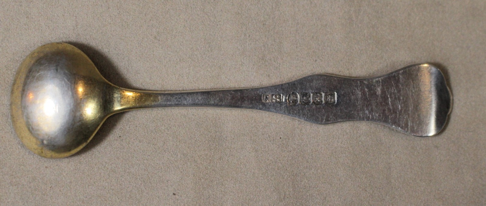 Rare Glasgow Sterling Queen’s Pattern Master Salt Spoon (1857 Robert Scott)