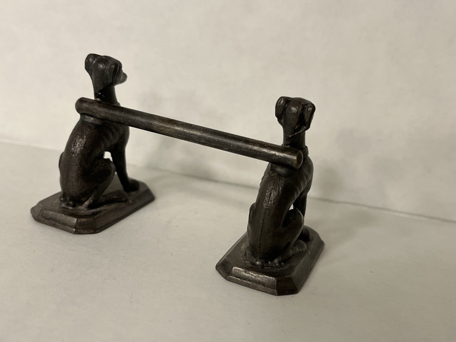 Vintage Greyhound Racing Dog Table Knife Rest Cutlery Holder Middletown Plate Co