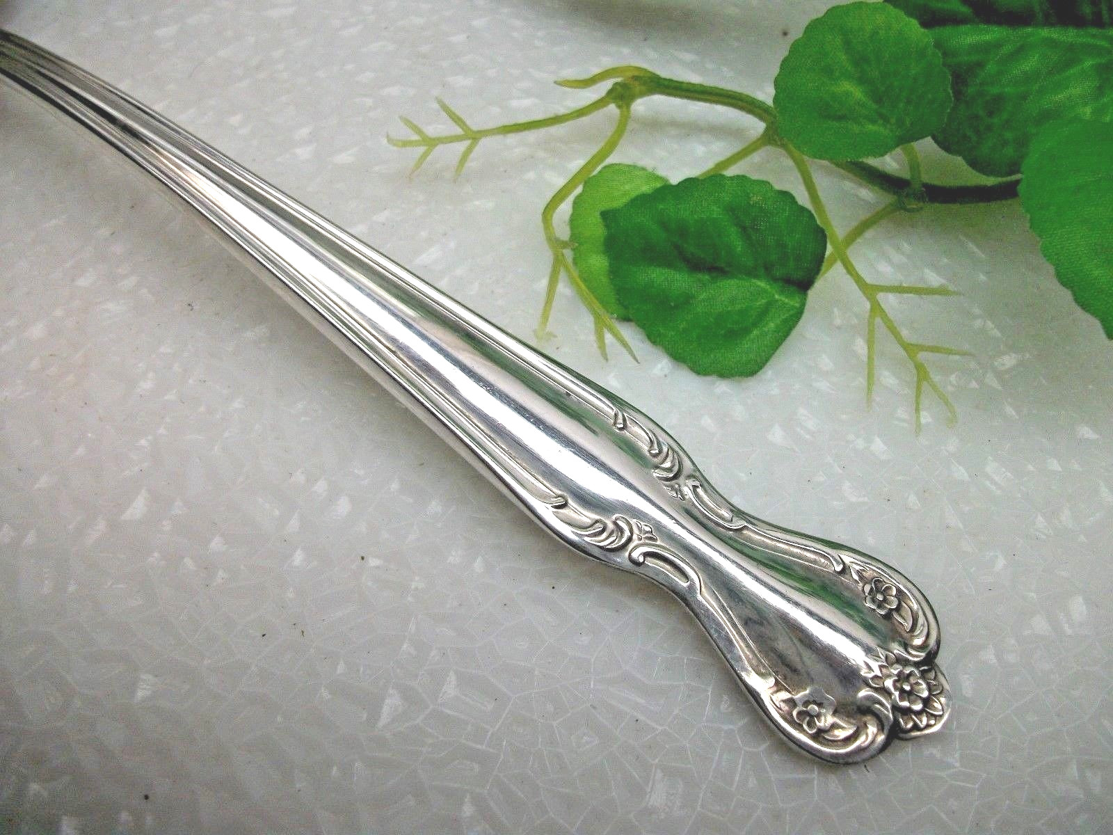 International Rogers DAYBREAK Elegant Lady Silverplate Cold Meat Serving Fork