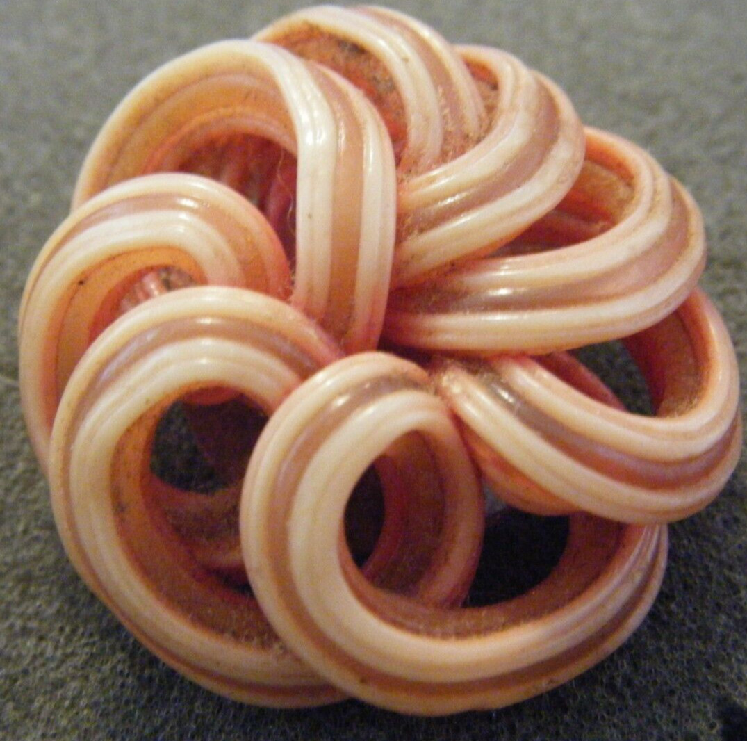 Vintage large button extruded celluloid spaghetti design celluloid shank 1.1/2″d