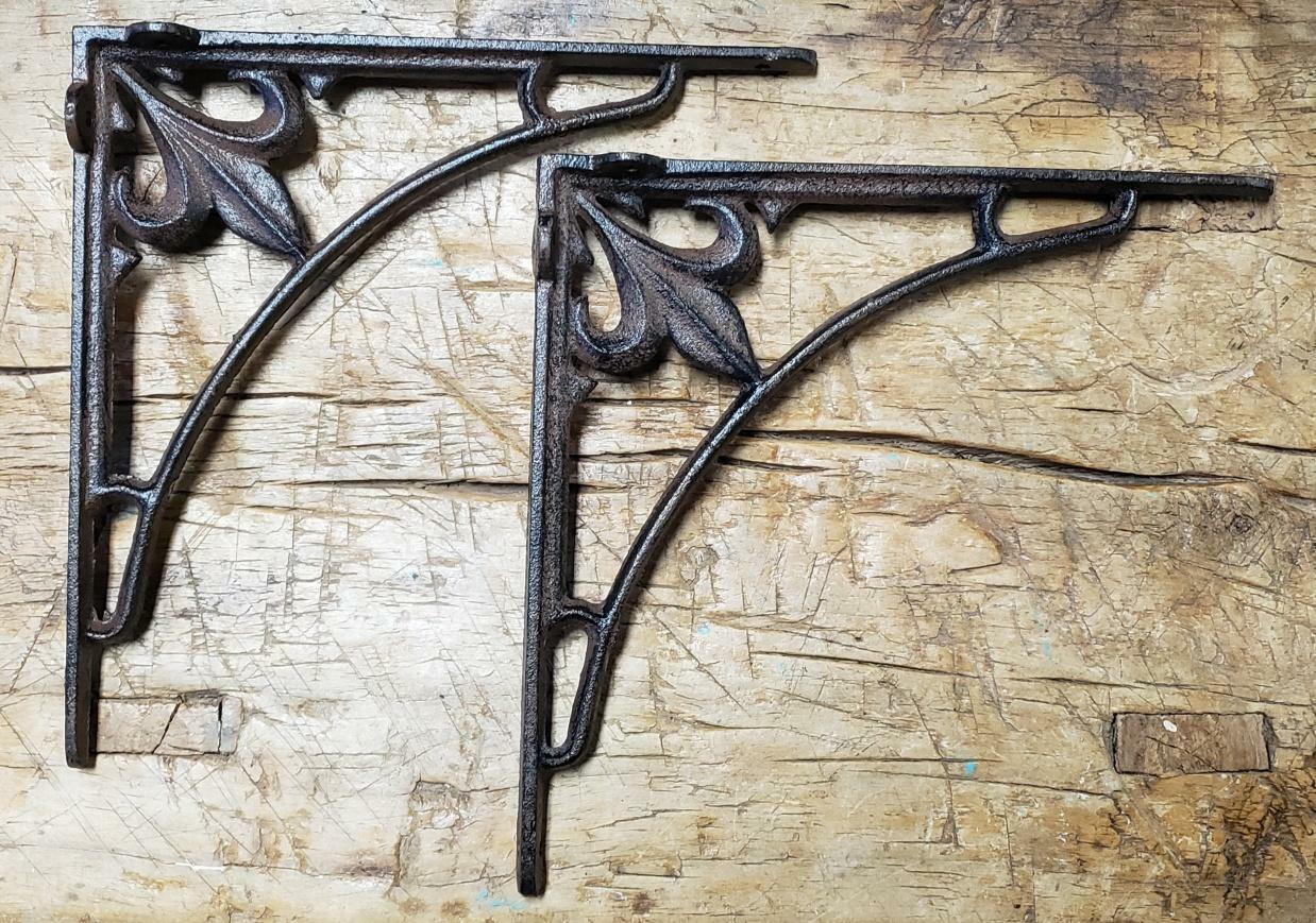 2 Cast Iron Antique Style Fleur De Lis Bracket Garden Brace Shelf Angle Corbel