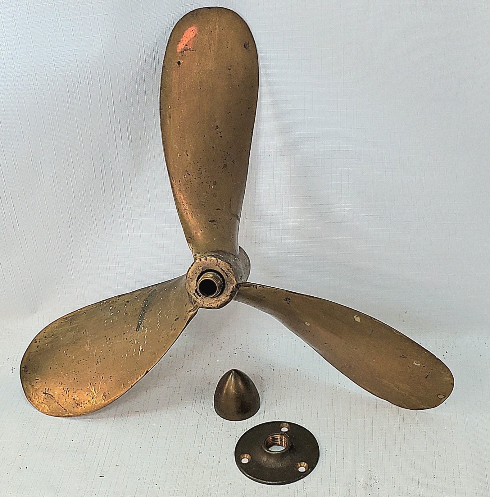 16″ Boat Propeller nautical Prop old WALL – HANGER vtg antique 8.9 Lbs BRASS