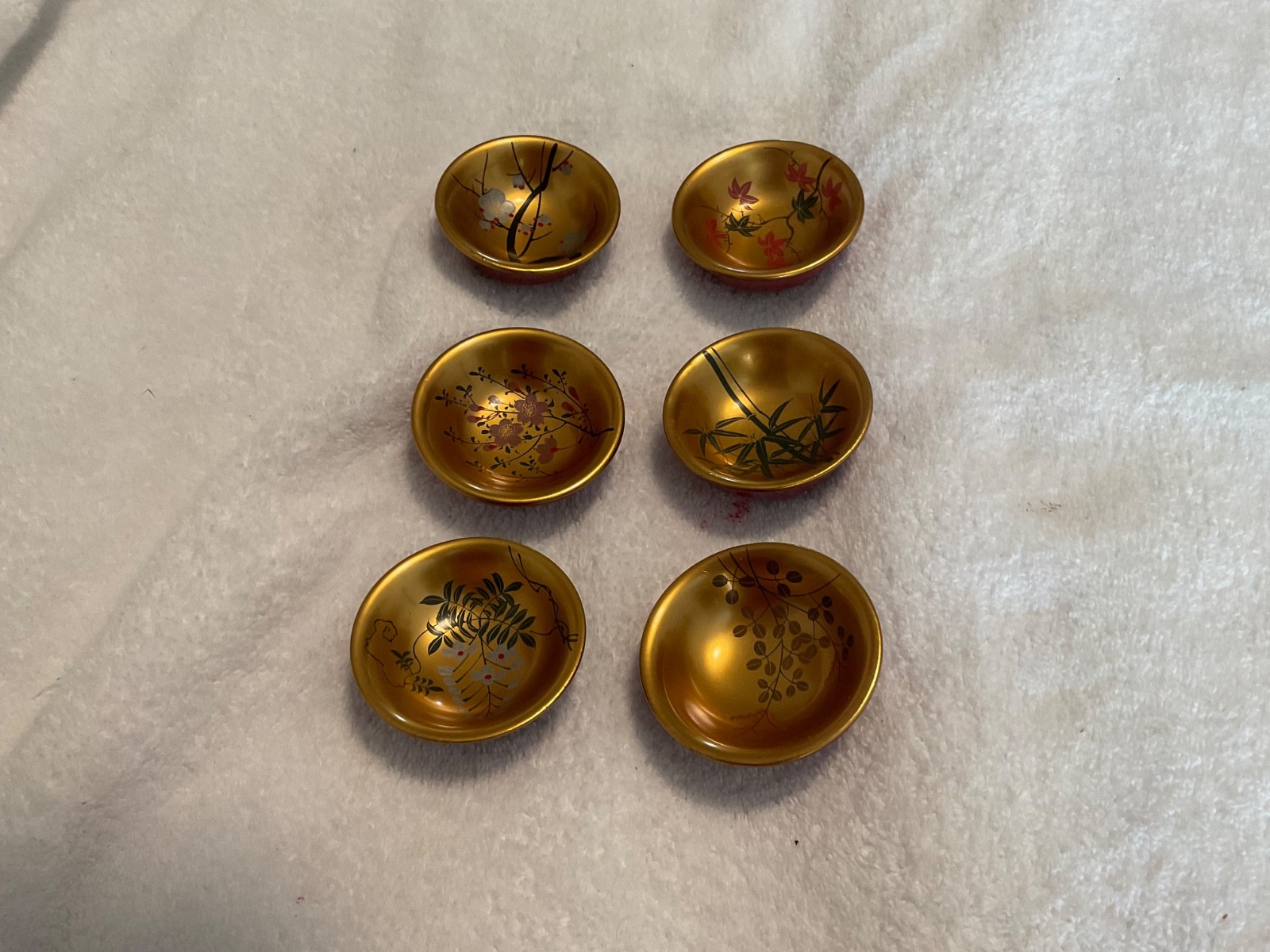HB39 Vintage Japanese Lacquered wooden Sake cups, Aizu Lacquer ware, Gold