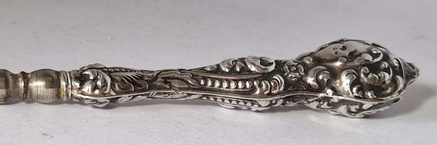 ANTIQUE SILVER BUTTON HOOK James Deakin & Sons 1904