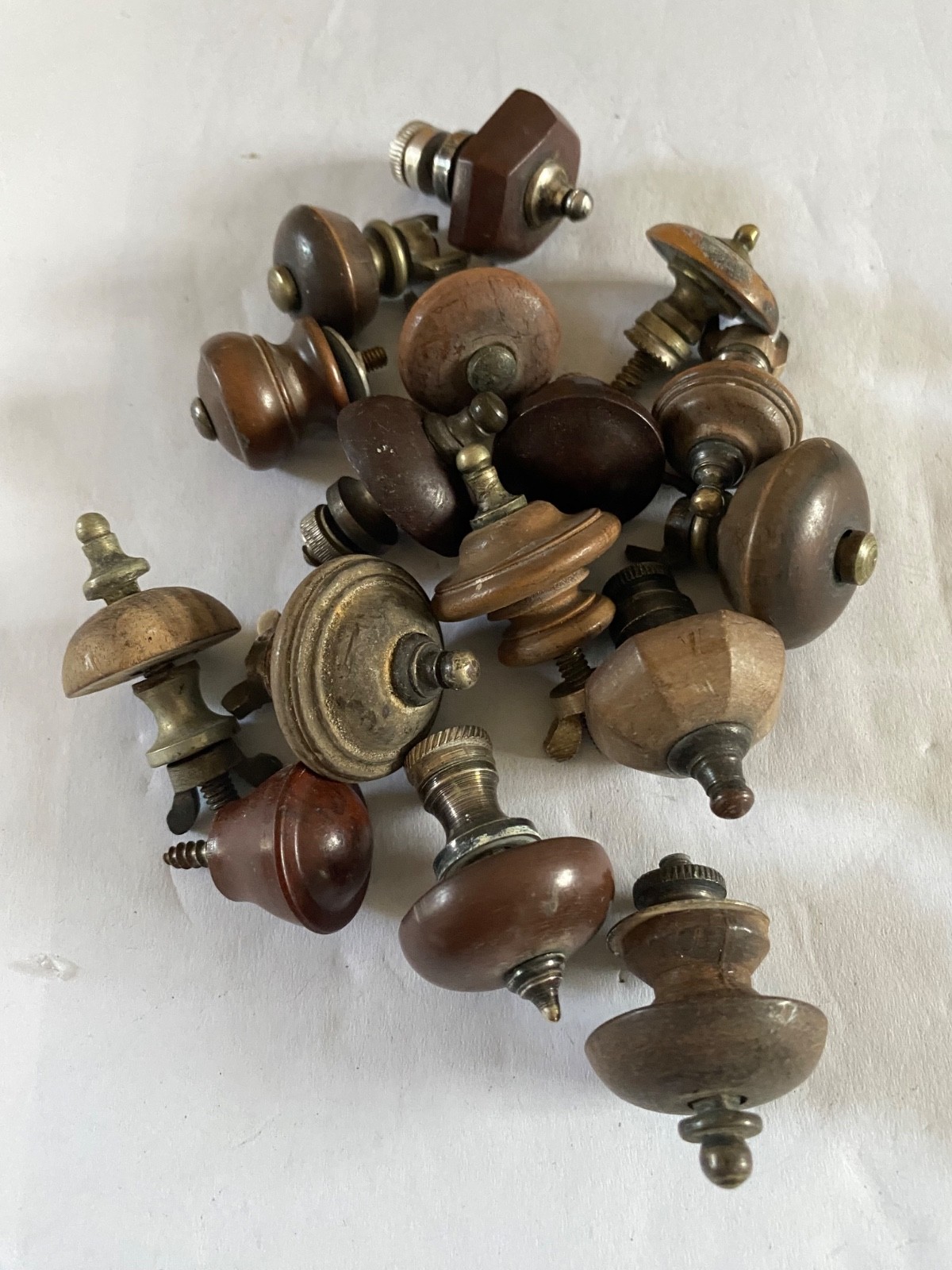 Job Lot 16 Vintage / Antique Wooden Tea Pot Lid Knobs
