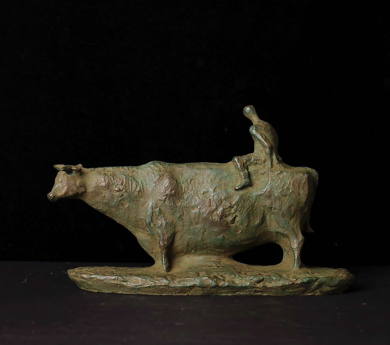 Superb bronze Oxen and Child figure okimono by renowned artist. ZN65