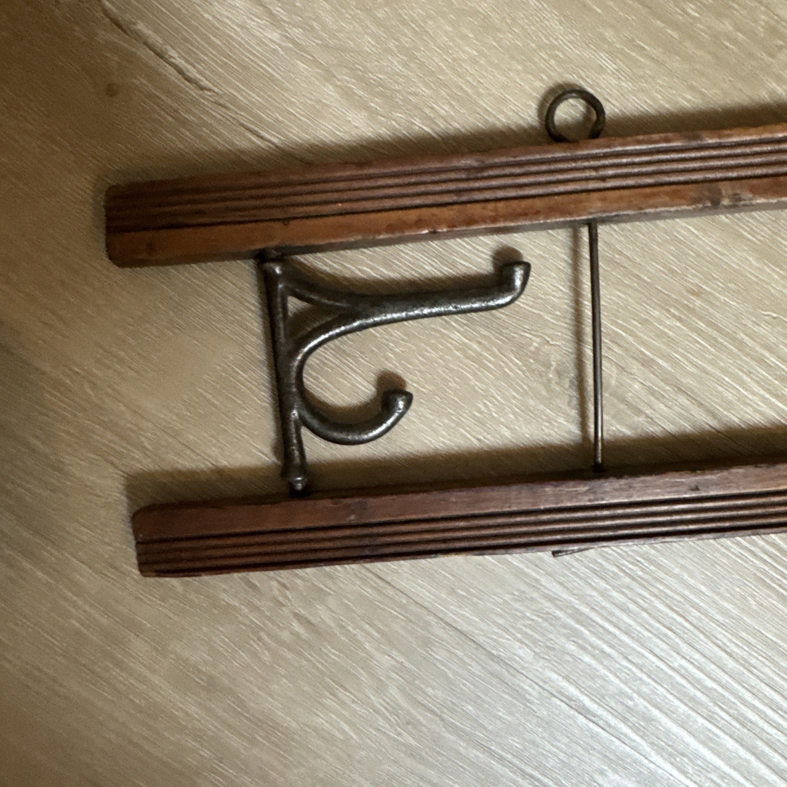 Vintage Wood Wall Mount Coat Hat Rack Cottage French Country 6 Natal Hooks 33”
