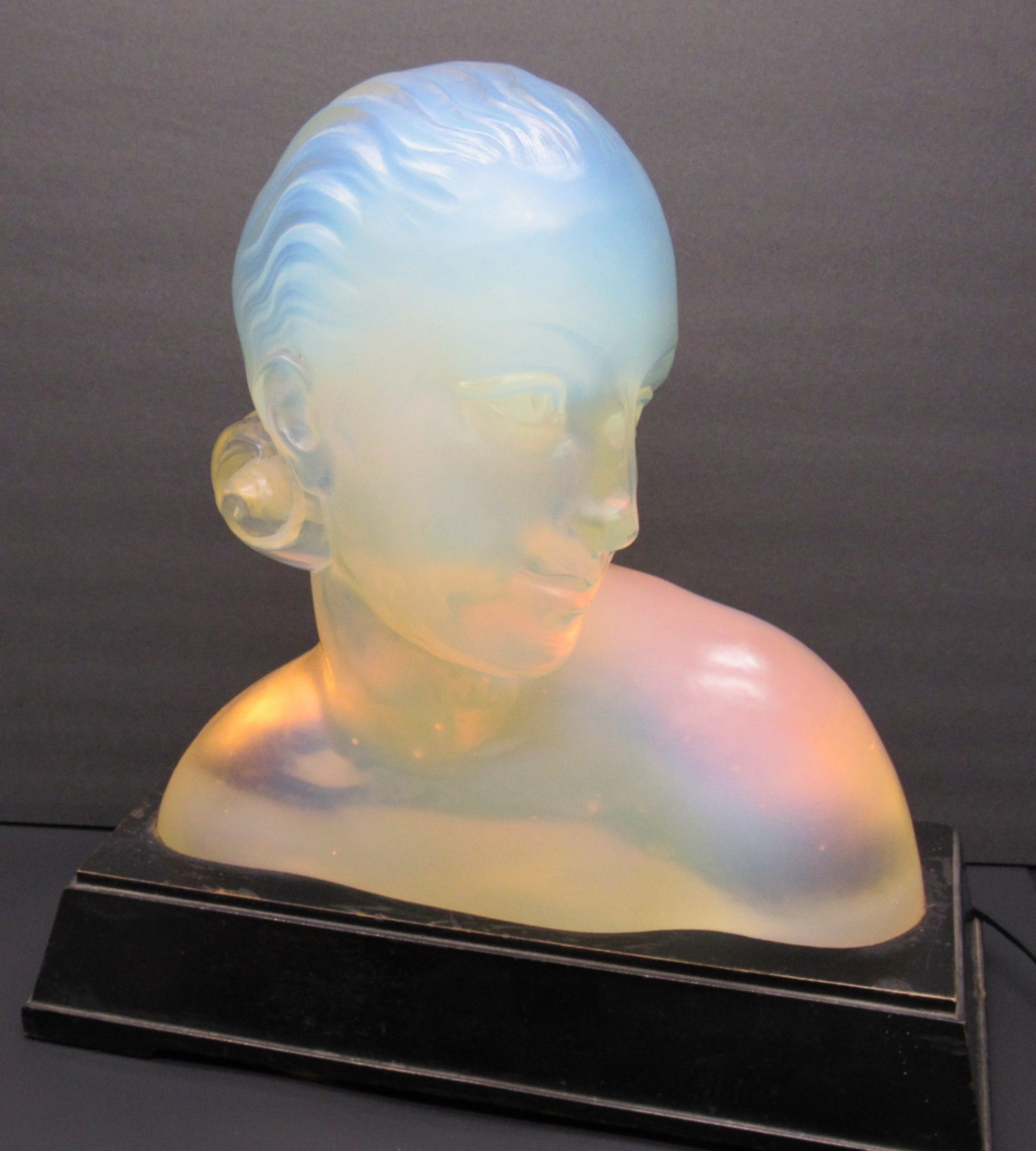 Rare SABINO Opalescent Art Glass Lady Bust w/Lighted stand ca.1920’S Lalique Era