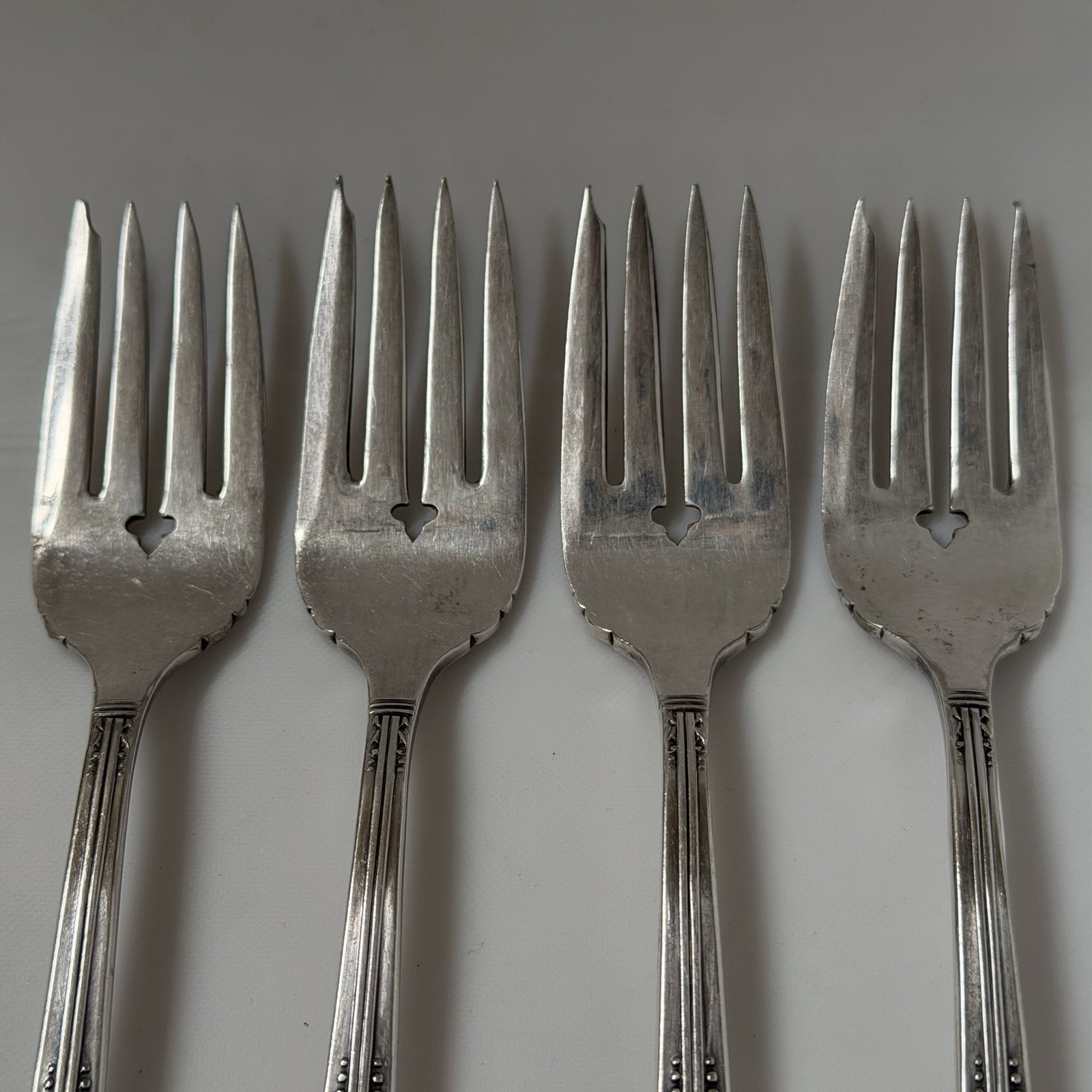 4pc Oneida Royal York Silverplate Salad Fork 6 1/2” Tudor Community 1937