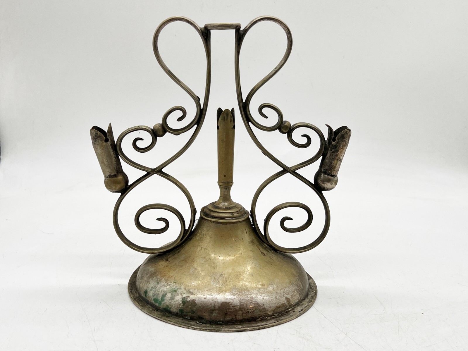 VINTAGE EPNS CANDLESTICK HOLDER SCROLL DESIGN THREE ARM ORNATE DESIGN