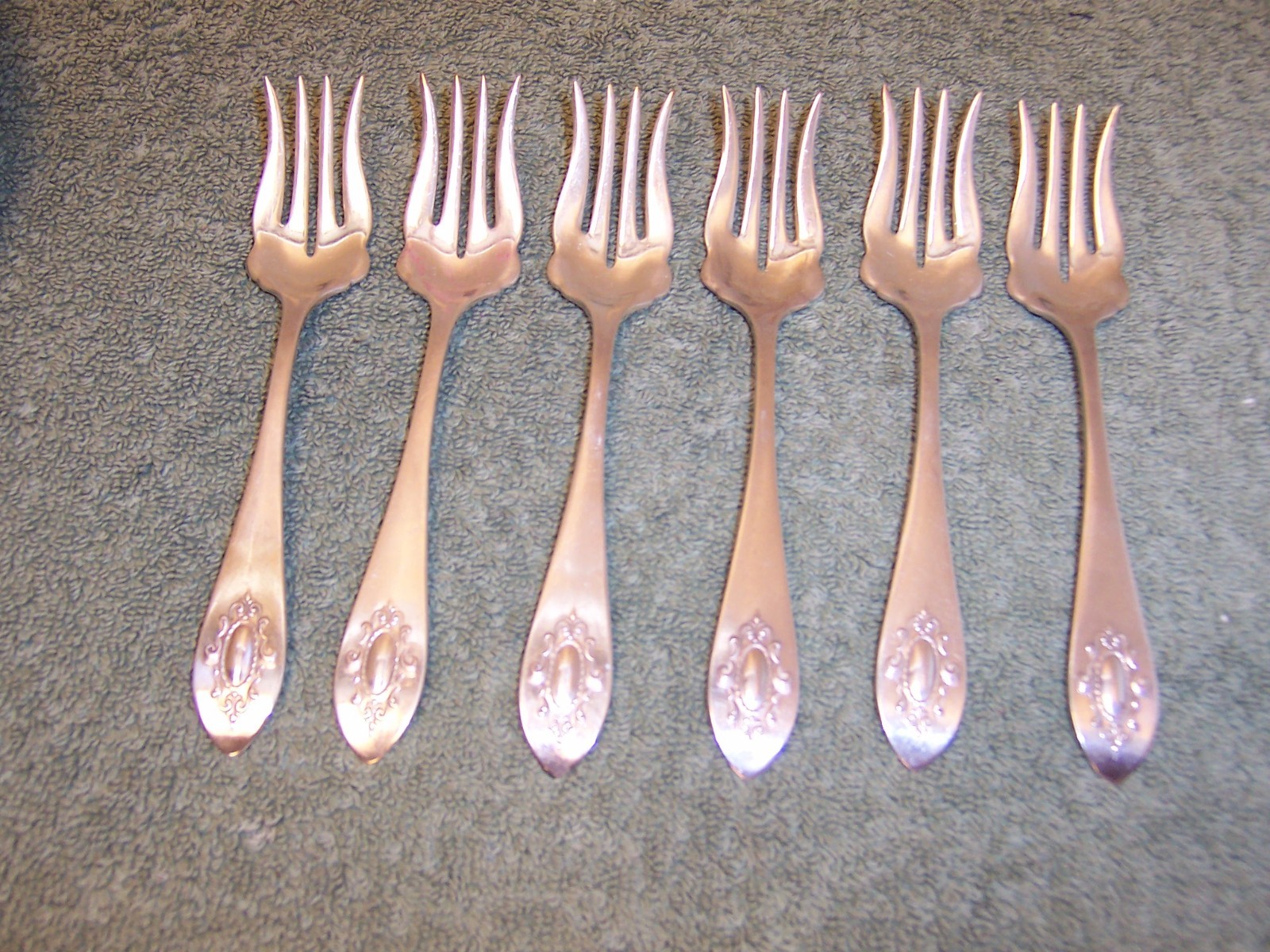 6 SILVERPLATE CHIPPED BEEF FORKS 5 3/4″ PRINCESS by WILLIAMS