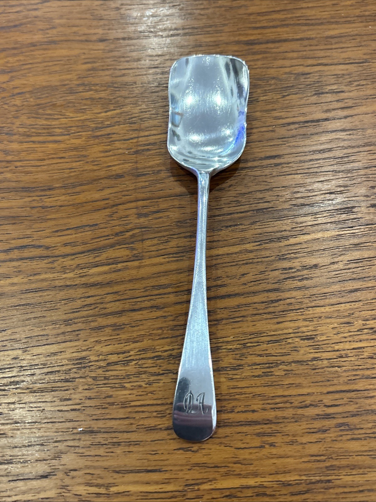 Lovely Quality Goldsmiths & Silversmiths Epns Old English Pattern Sugar Spoon
